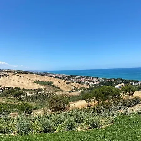 Casale Adriatico 4* Pineto