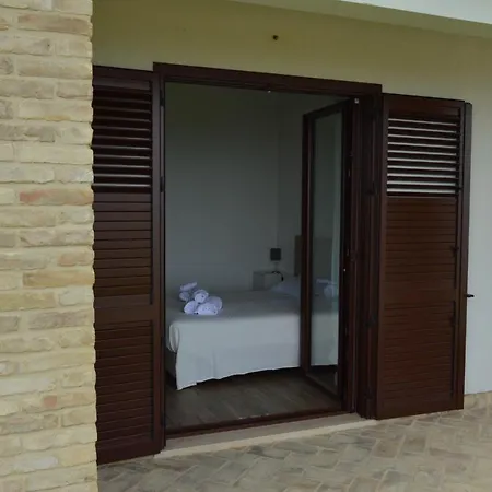 Bed & Breakfast Casale Adriatico 4*