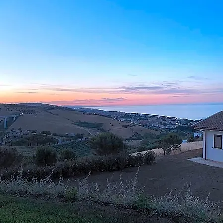 Panzió Casale Adriatico Pineto