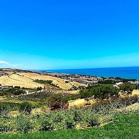 Casale Adriatico 4*