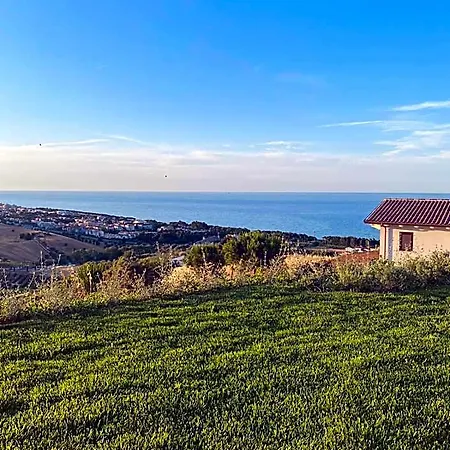Casale Adriatico Panzió Pineto