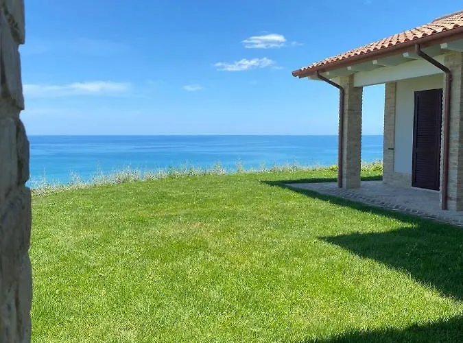 Casale Adriatico Panzió Pineto